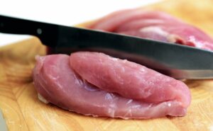 meat, knife, poultry, food, raw, chicken meat, chop, cut, raw meat, raw food, meat, chicken meat, chicken meat, chicken meat, chicken meat, chicken meat